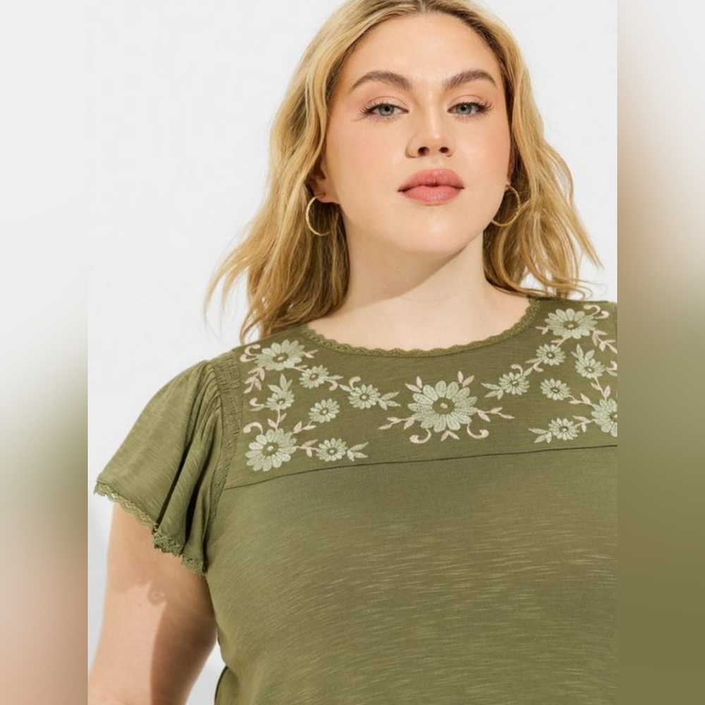 Torrid green slub embroidered flutter sleeve t-shirt